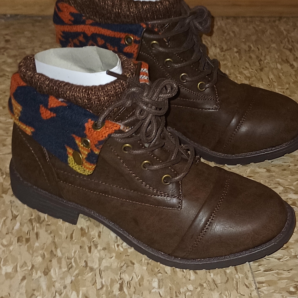 Knit/Sweater Cuff Boots